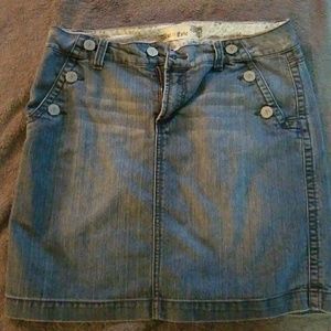 Denim skirt